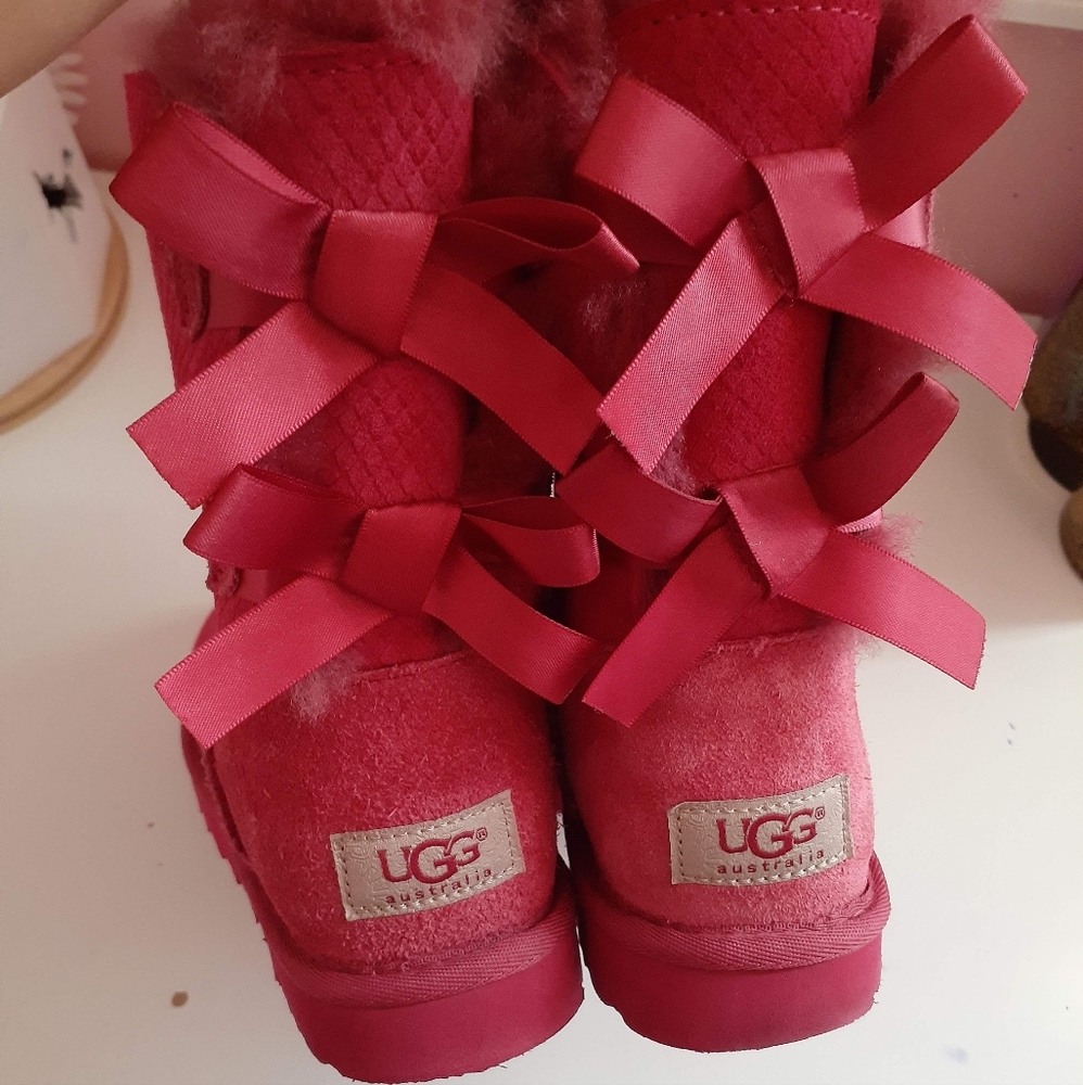 UGG Boots Bailey bow size 5